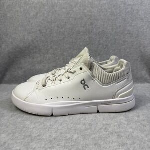 On Running Shoes Womens Size 7.5 The Roger White Leather Low Top Tennis Sneakers